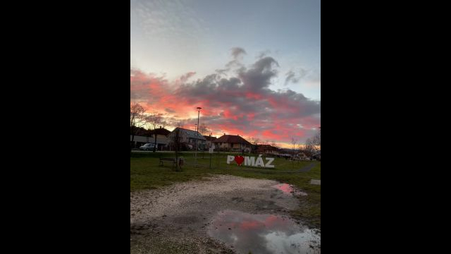 2164D208-9EE9-4204-B1E8-71C3548E0B31.mp4