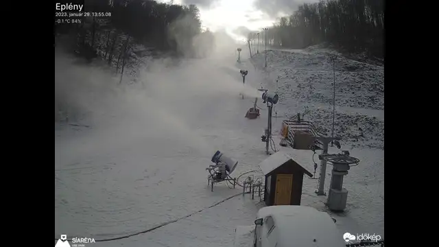 Hóágyúztak Eplényben