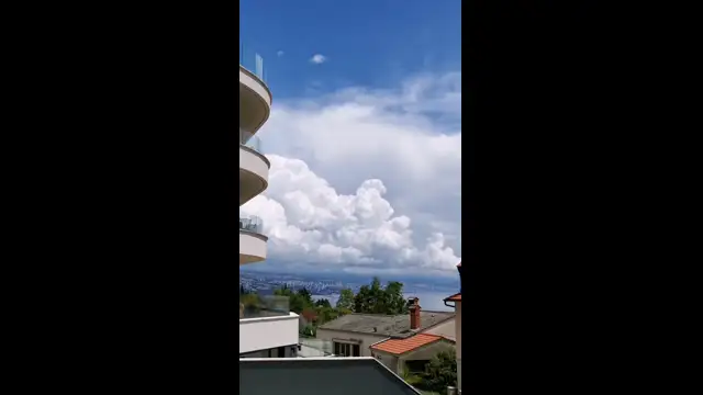 Opátija aktív légköre