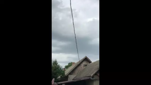 EF84443C-CC0B-4252-90CD-D547E61A59E5.mp4