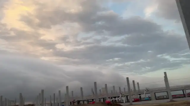 004536B2-E303-41E3-AEFC-6F6B7745945D.mp4