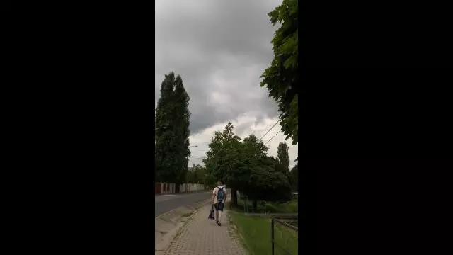 B1494DB0-2CEE-4998-B45B-0CF4CD4CEDFE.mp4