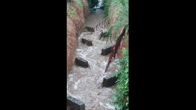 Felhőszakadás után.