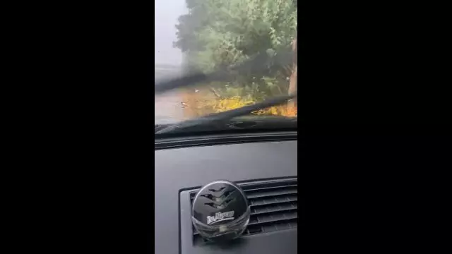 Elég rosszkor jött..