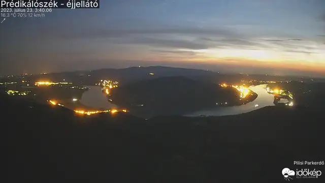 Prédikálószékről is remekül látszódtak a világító felhők