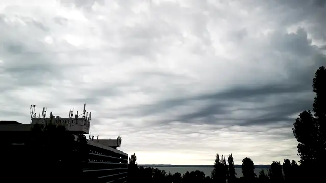 Balatoni hullámfelhők