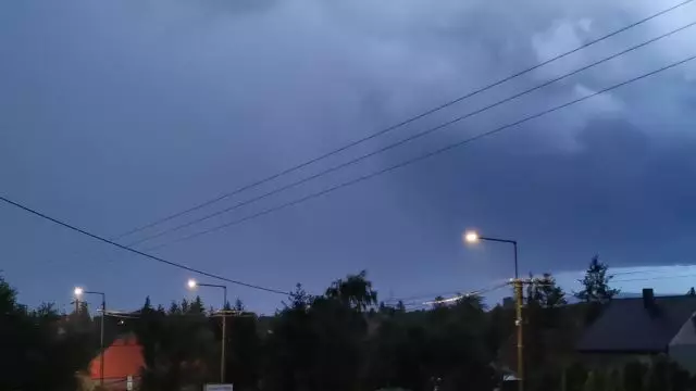 VID_20230806_203300.mp4