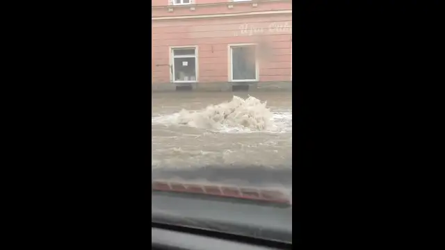 Csatorna fedlap másodállásban