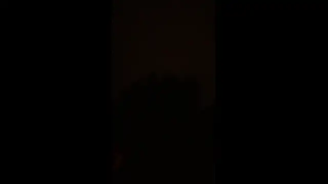 Közelre becsapó(hangos!)