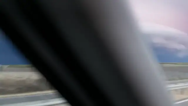 A napkeltével érkező front