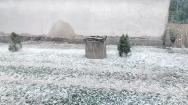 Hatalmas jégeső zúdult Pélyre