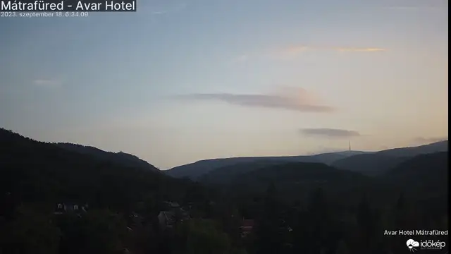 Felhőképződés a Mátrában