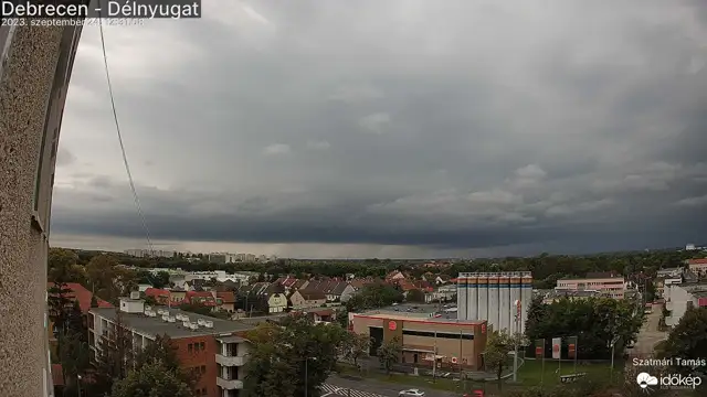 Zivatar súrolta Debrecent
