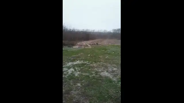 VID_20231127_130422.mp4