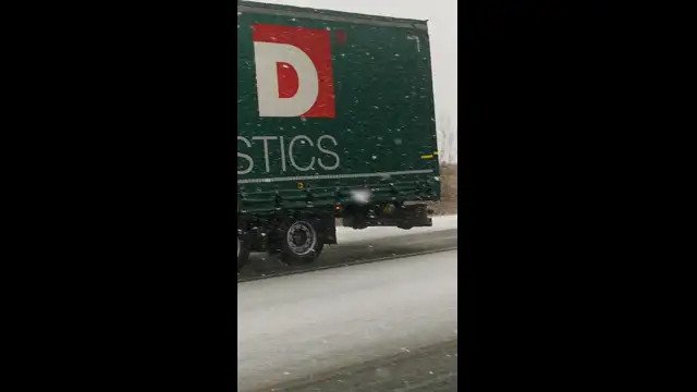 VID_20231130_121523.mp4