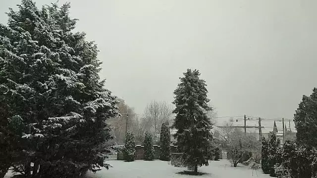 Vasárnap reggeli havazás