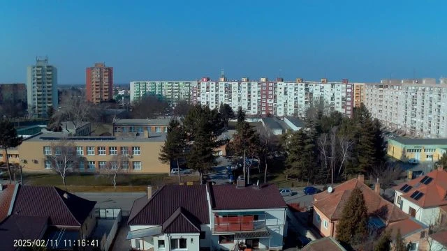 Rég volt ilyen derült az ég Érsekújvárban