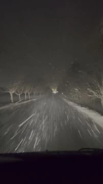 Esik, olvad, visszafagy