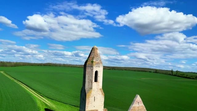 Egy ékszer a puszta közepén