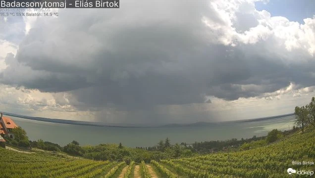 Csak úgy robognak a zivatarok a Balatontól délre