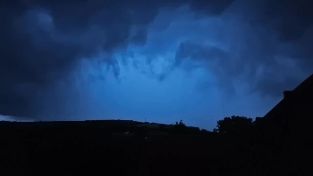 4508c89a-b8f7-4eab-a89b-7cfa4eae0a67-1_all_41449.mp4