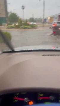 F8D4932C-FF05-4674-A8EC-3BB1B3D810F7.mp4