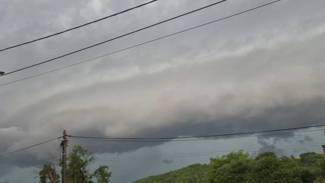 86455410-db2d-42b4-90db-257d9a352356-1_all_6869.mp4