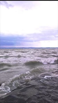 Már sokkal csendesebb