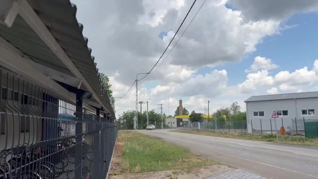 EFEC9CEA-28D2-459D-B242-8CFE68F55A34.mp4