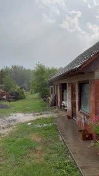 15337AA0-876E-436C-A74B-2DD4D4835652.mp4