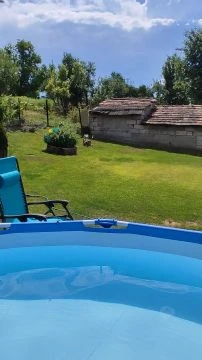 94869c1c-ce51-4150-b6c0-9b4a4f1b0c71-1_all_53427.mp4