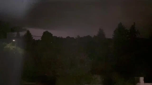 A9265F34-D186-4917-8B3E-2643747EAC9F.mp4