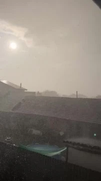 2E55B43E-CD43-44C1-BBA7-7A1D3B24ACC2.mp4