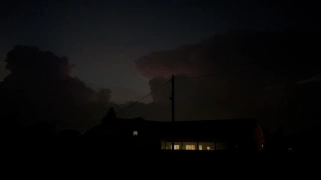 54F7082C-3BC7-4DB7-BE60-825CAE973991.mp4