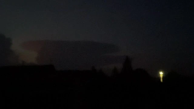 48D6DFDC-CA88-4EF4-BC21-97AA043D5934.mp4