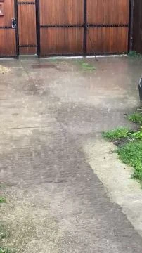 F78E34B5-350F-4850-82CB-9CFDA1C3FEEA.mp4