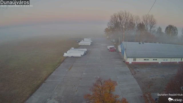 Ködösen indul a nap Dunaújvárosban