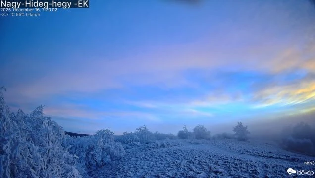 Színes napkelte és vastag zúzmara Nagy-Hideg-hegyen