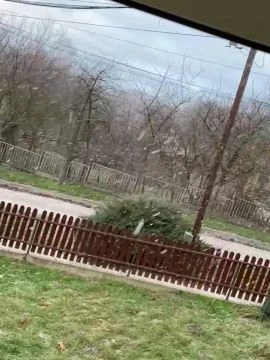 FEC2732B-0C9C-449A-B7DD-6E65A5B2C143.mp4