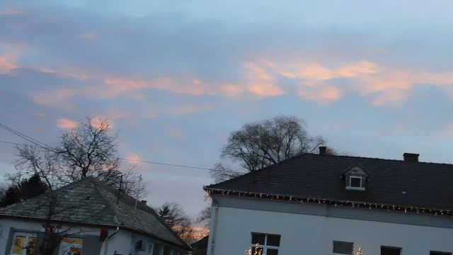 2025. utolsó felhős napfelkelte. BÚÉK.