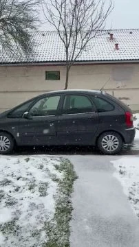 026FD69B-0502-452C-B925-D52BE913C6E5.mp4