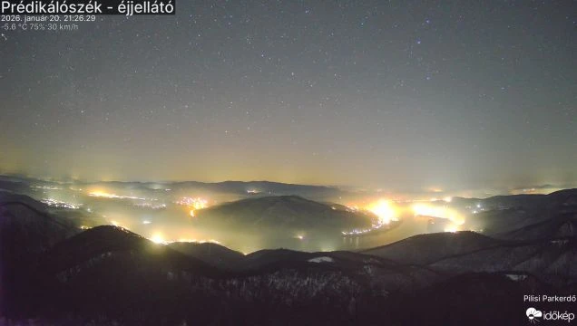 Több hullámban csillant fel a sarki fény kedd éjjel