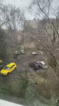 6DCF55B5-ADA4-4D20-A566-C0CCA93690A0.mp4