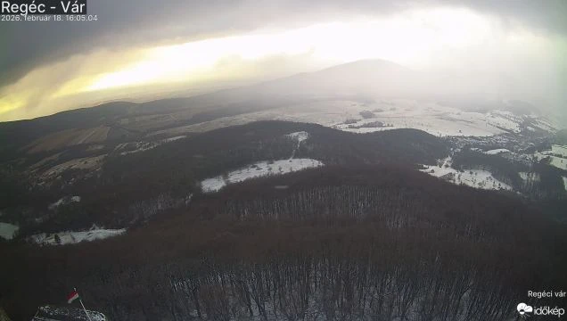 Kifehéredett Regéc környéke