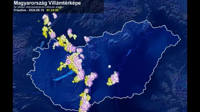 Villámok fénye világította be az éjszakát