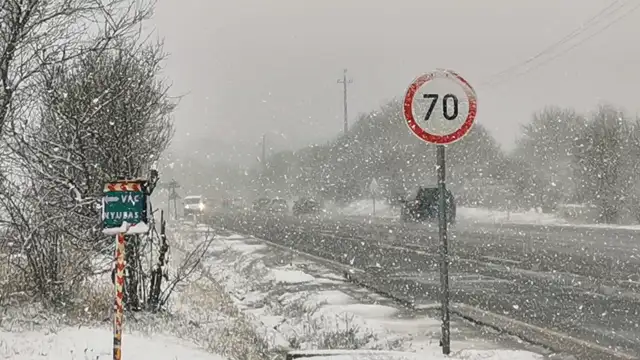 Kamionok a nyulasi hágón