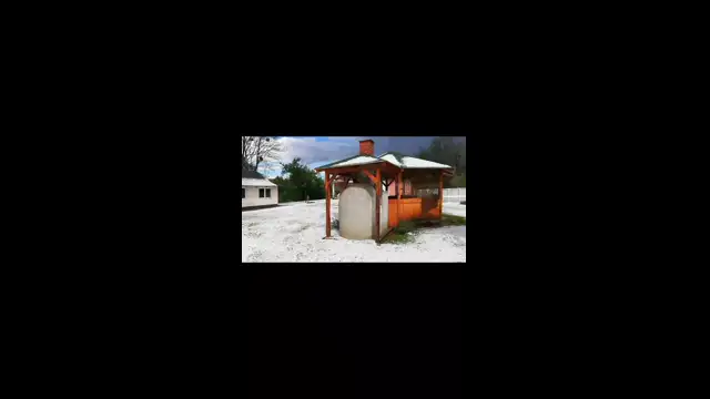 Lapátolni lehetett a jeget Oszkón