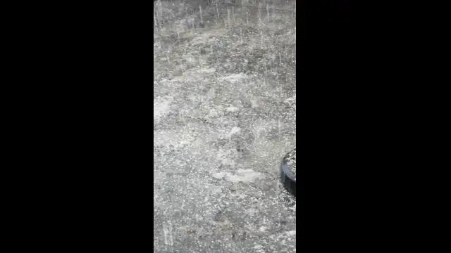 Felhőszakadás és jégeső Nagyrédén 2. (Kovács Krisztina videója)