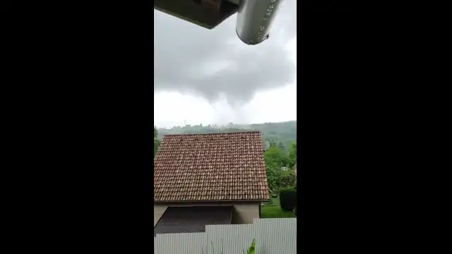 Tatabánya tornádó