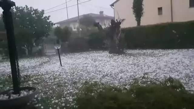 Pusztító jégeső Olaszországban